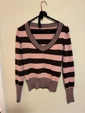 Striped V-Neck Sweater in Pink and Brown